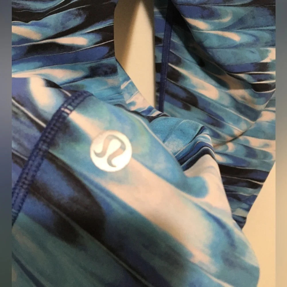 Lululemon Speed Up Crop 21